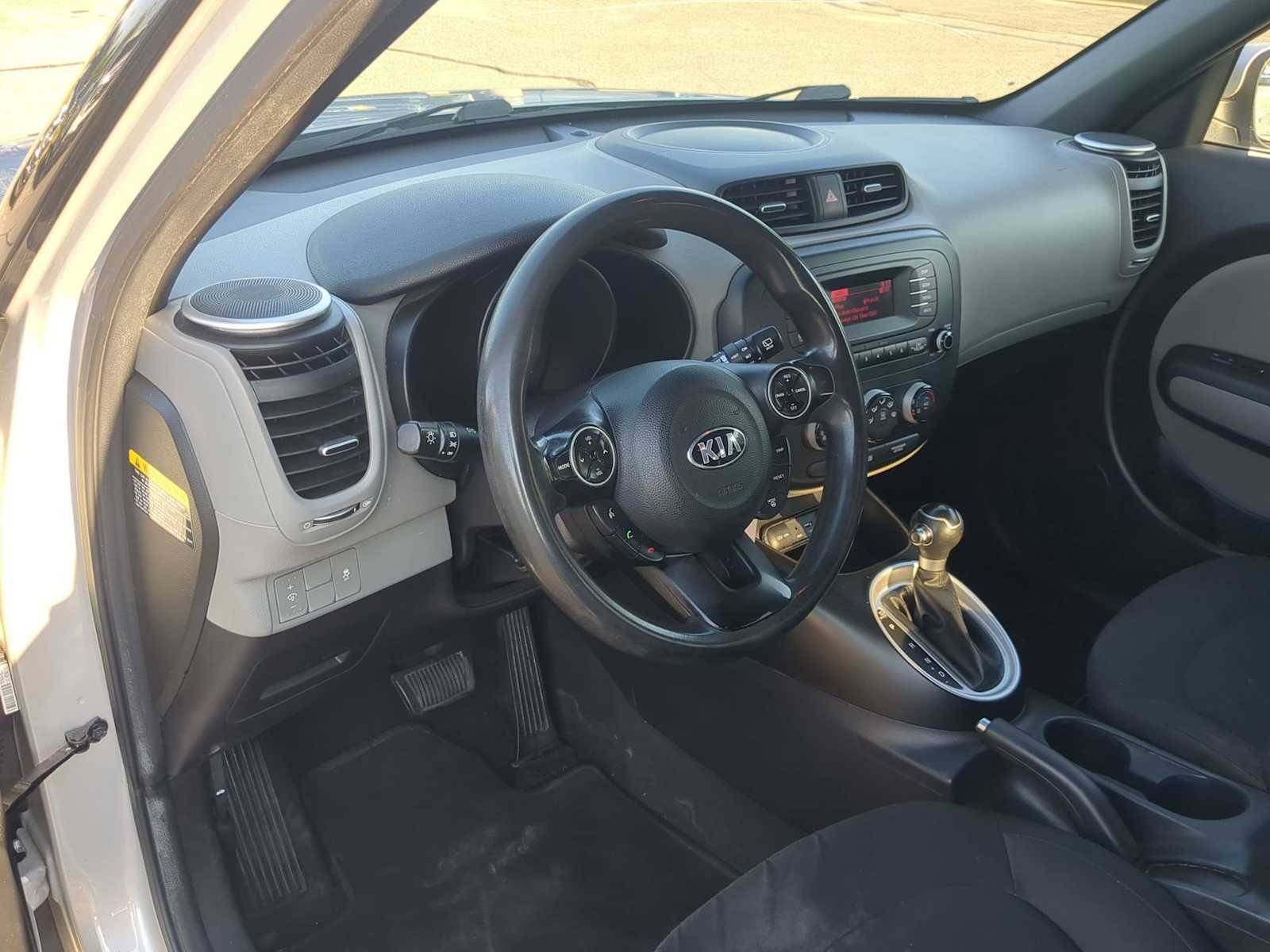Thumbnail: 2016 Kia Soul - 10