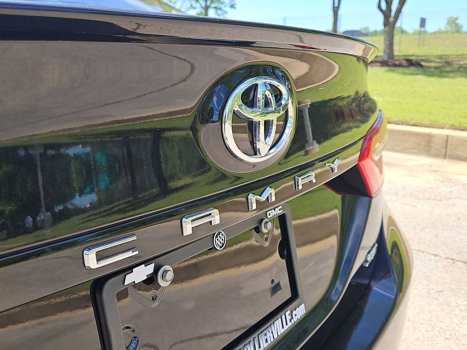 Thumbnail: 2020 Toyota Camry - 20