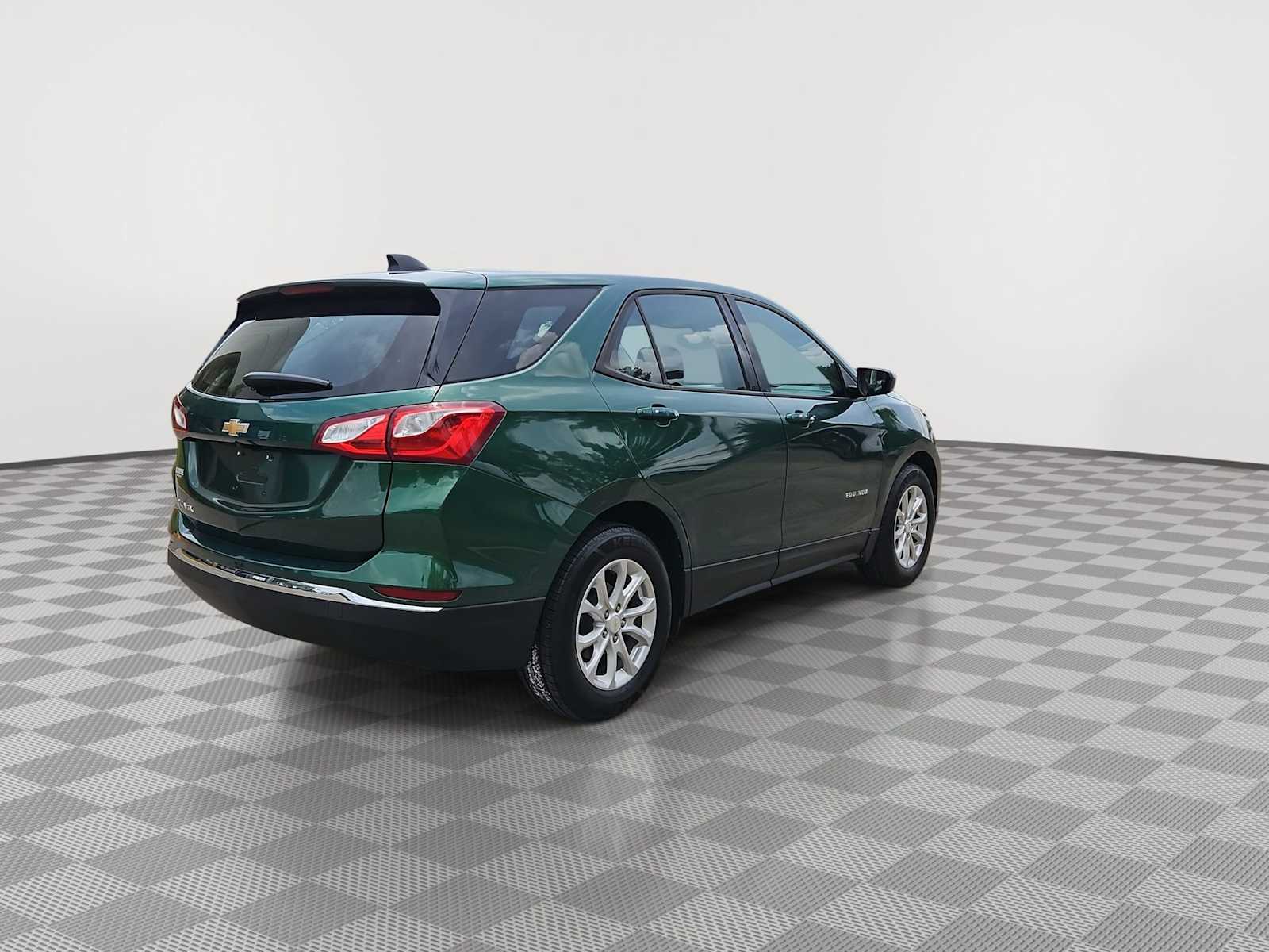 Thumbnail: 2018 Chevrolet Equinox - 8