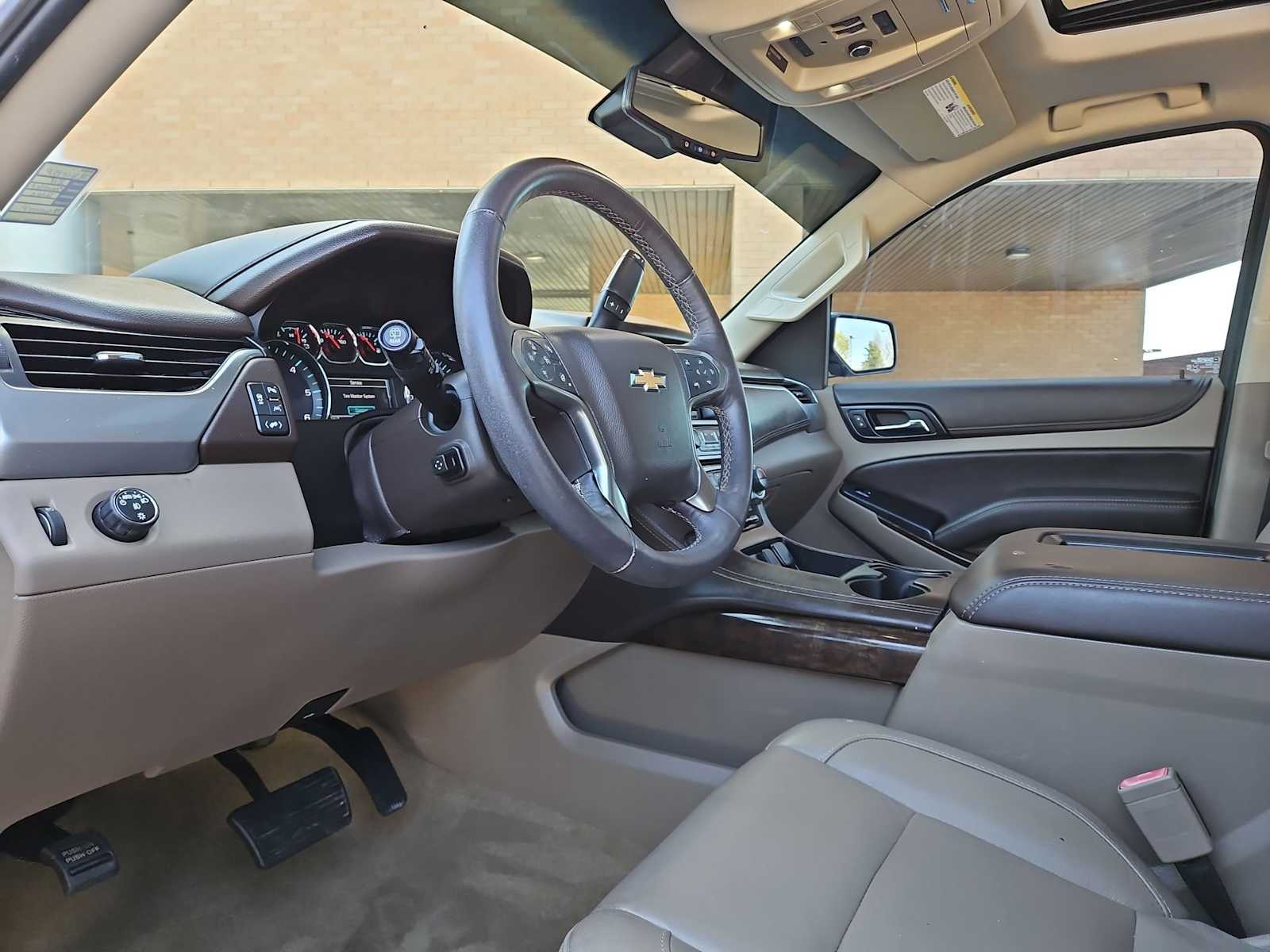 Thumbnail: 2018 Chevrolet Tahoe - 10