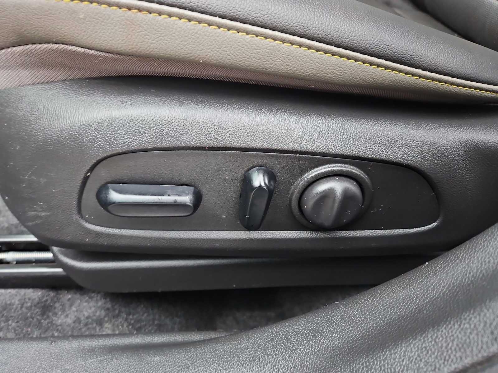 Thumbnail: 2024 Chevrolet Trax - 18