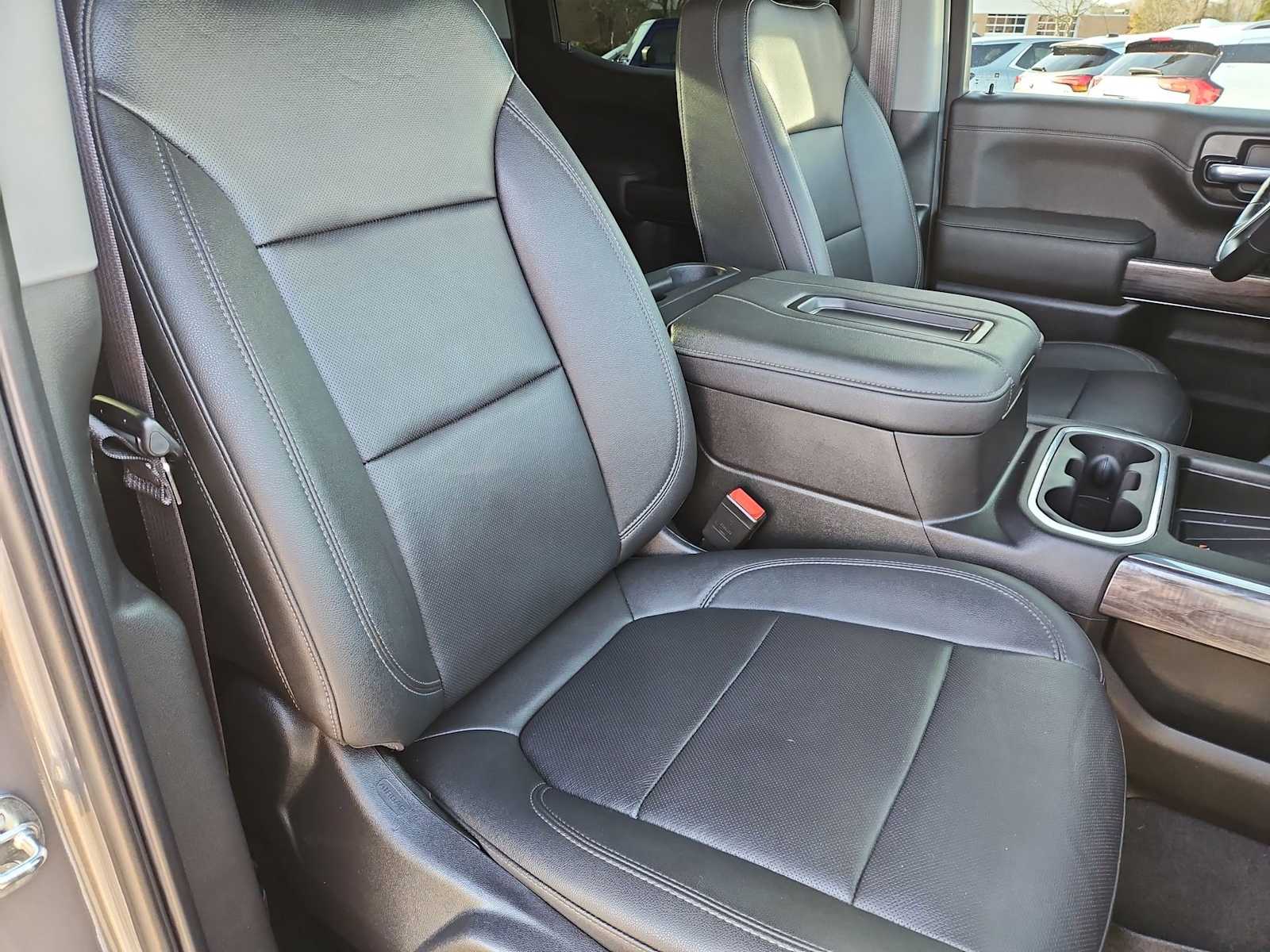 Thumbnail: 2022 Chevrolet Silverado 1500 - 23