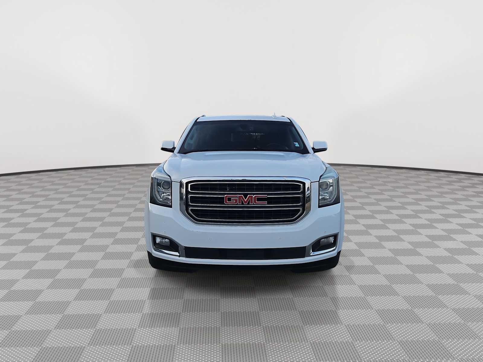 Thumbnail: 2018 GMC Yukon XL - 3