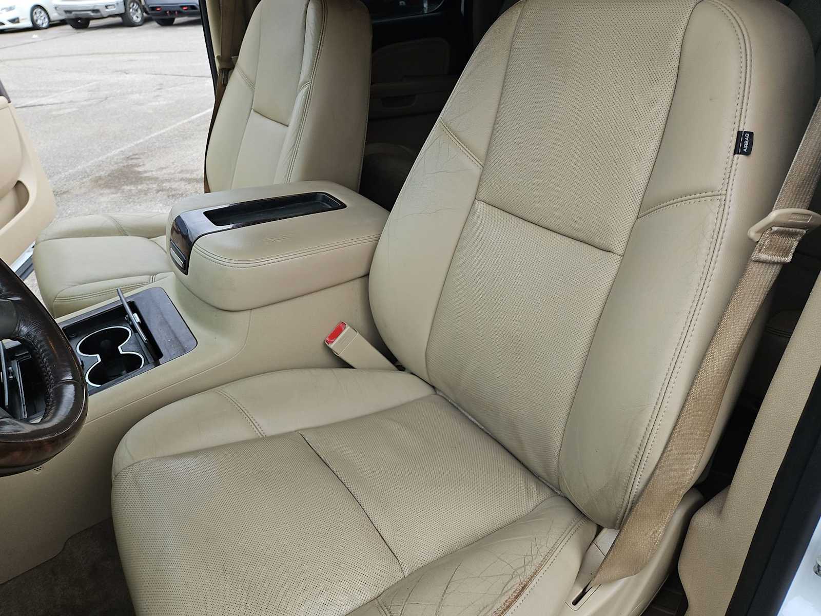 Thumbnail: 2013 GMC Yukon XL - 17