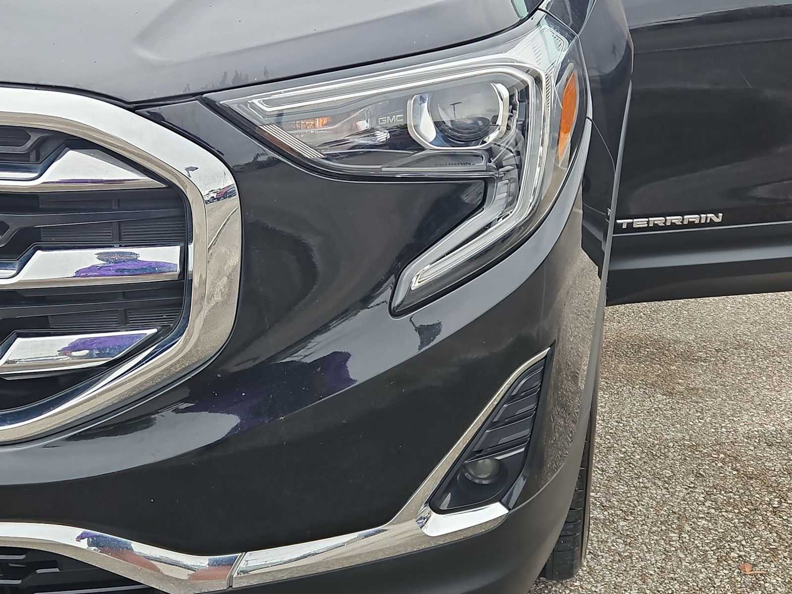 Thumbnail: 2018 GMC Terrain - 11