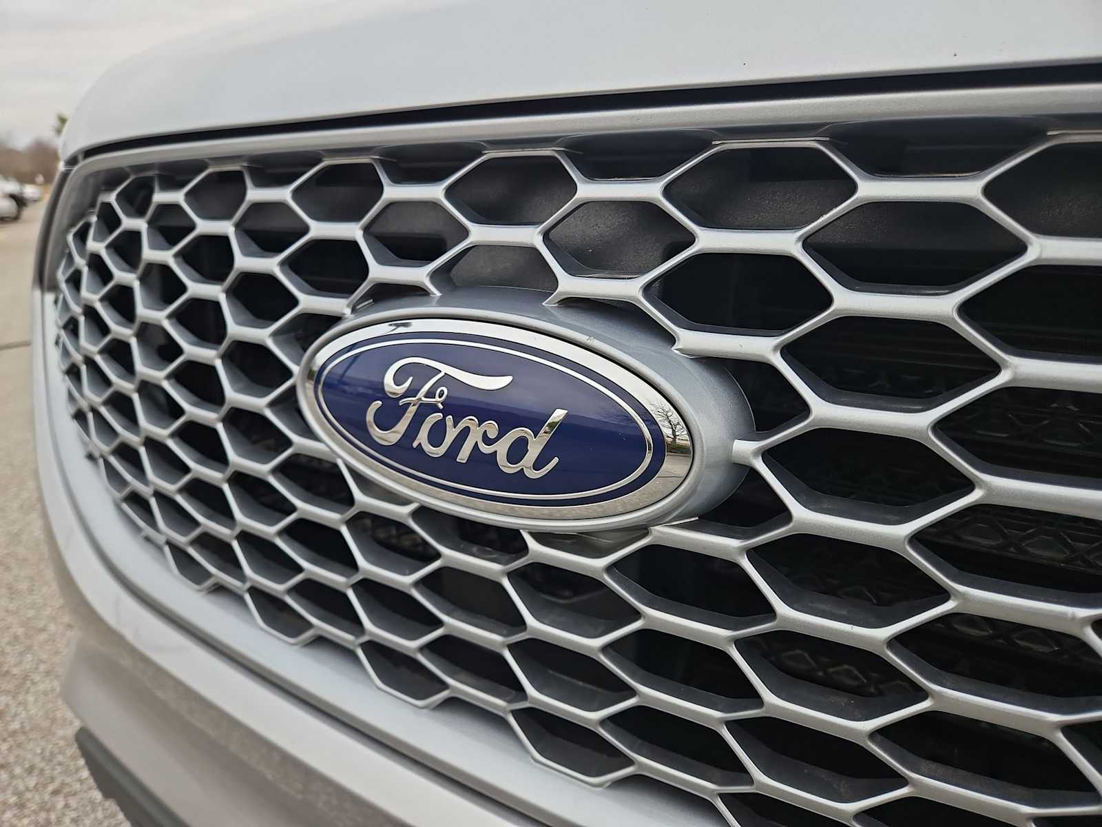 Thumbnail: 2023 Ford Edge - 11