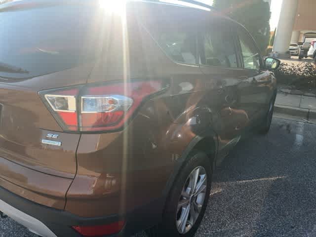 Thumbnail: 2017 Ford Escape - 6