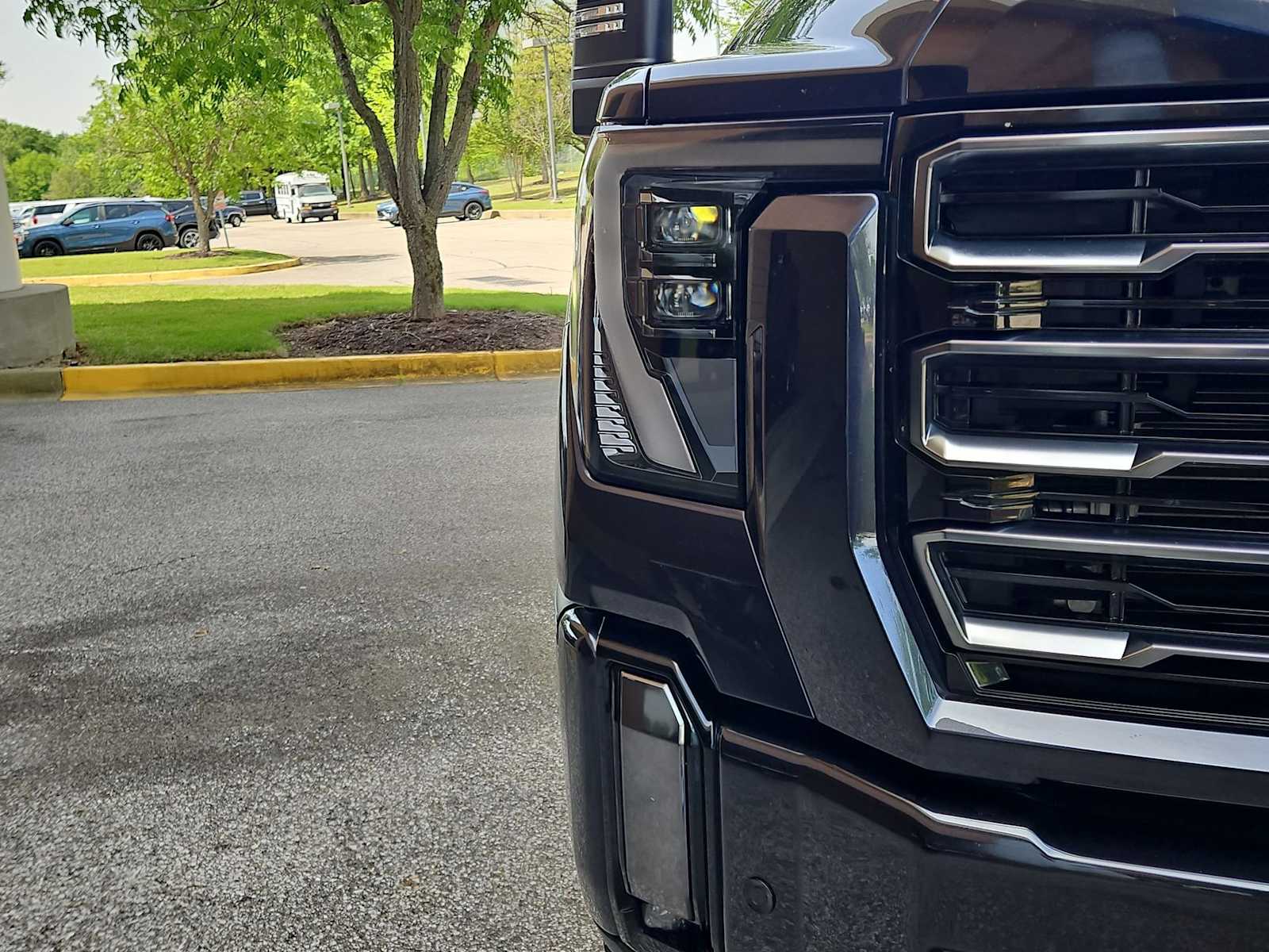 Thumbnail: 2024 GMC Sierra 2500 - 11