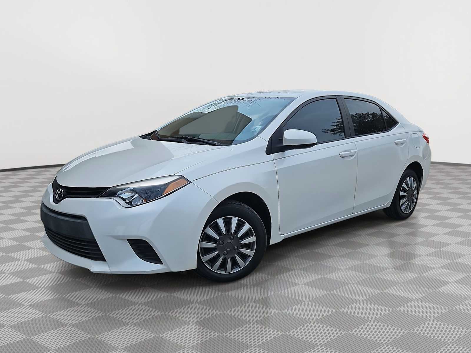 Thumbnail: 2014 Toyota Corolla - 1