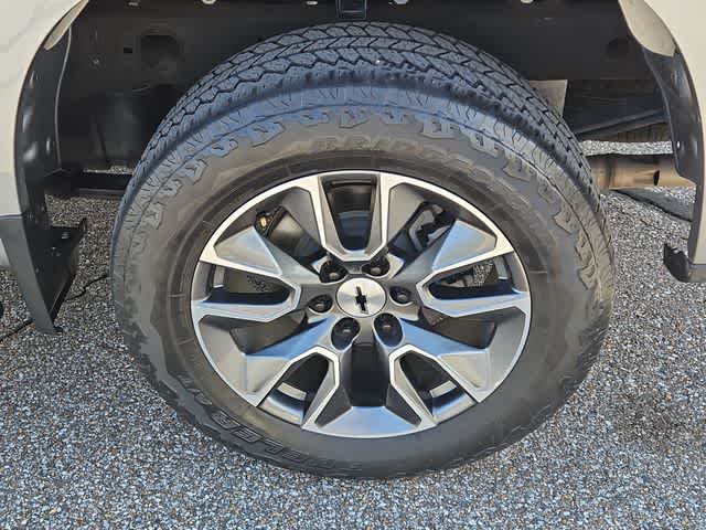 Thumbnail: 2023 Chevrolet Silverado 1500 - 26