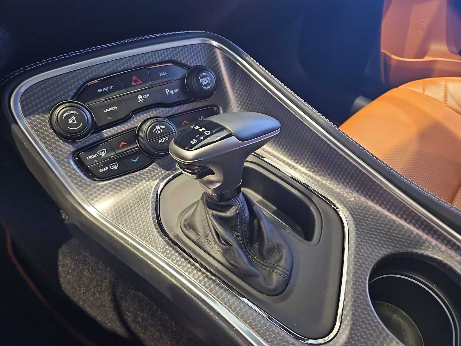 Thumbnail: 2016 Dodge Challenger - 29