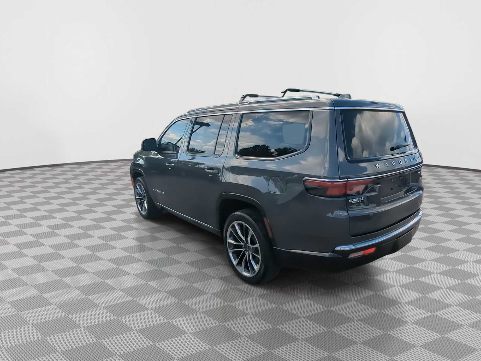 Thumbnail: 2022 Jeep Wagoneer - 6