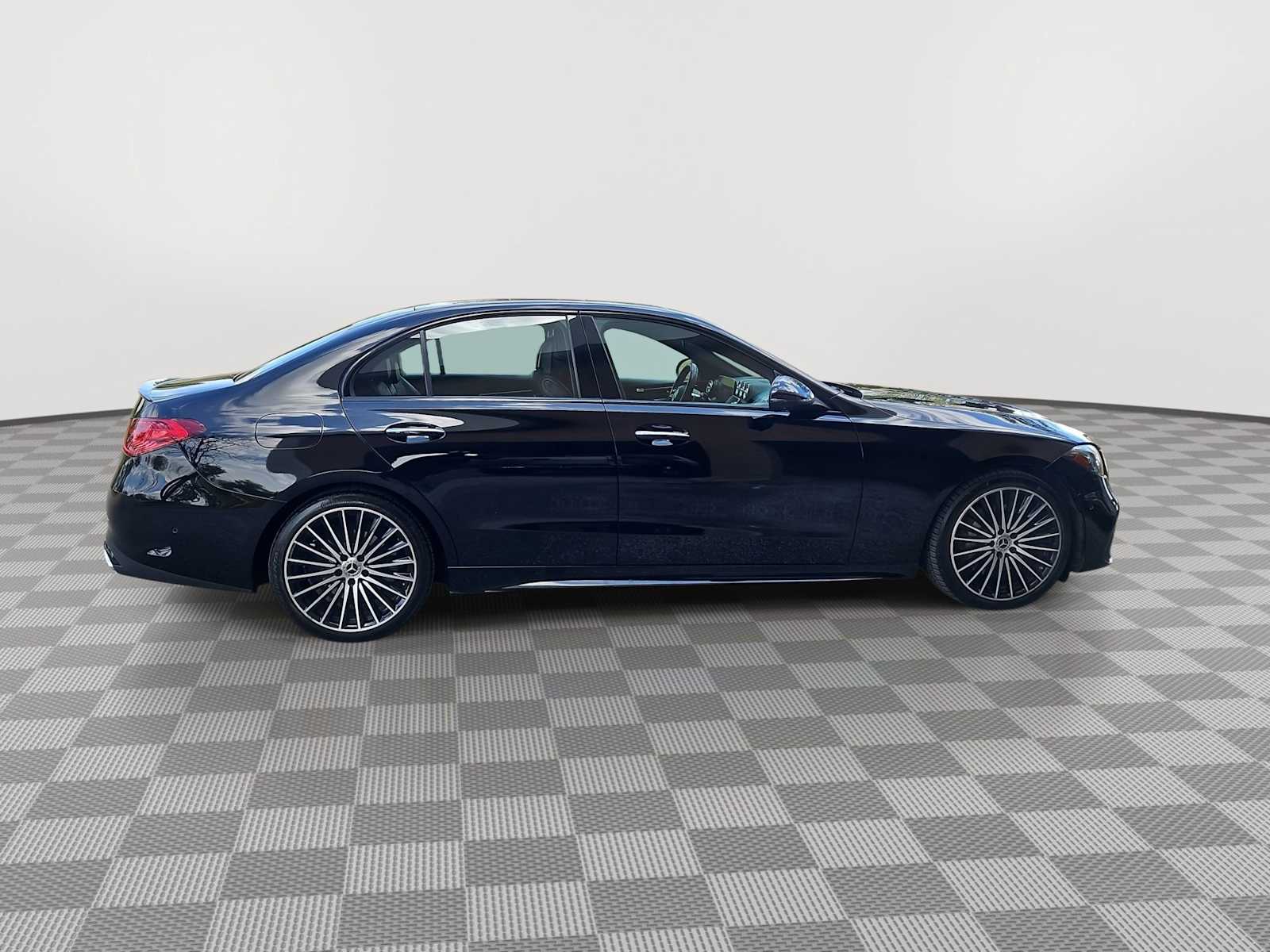 Thumbnail: 2023 Mercedes-Benz C-Class - 9