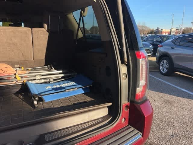 Thumbnail: 2016 GMC Yukon XL - 17