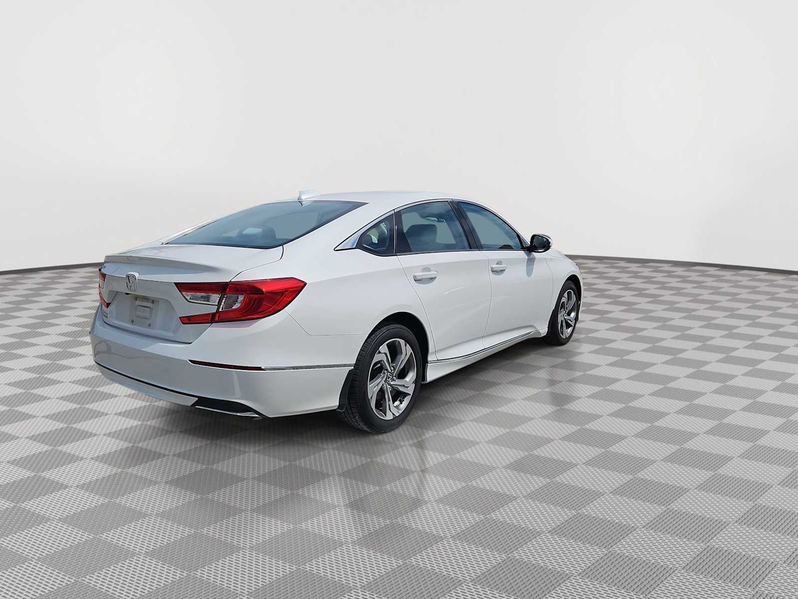 Thumbnail: 2020 Honda Accord - 8