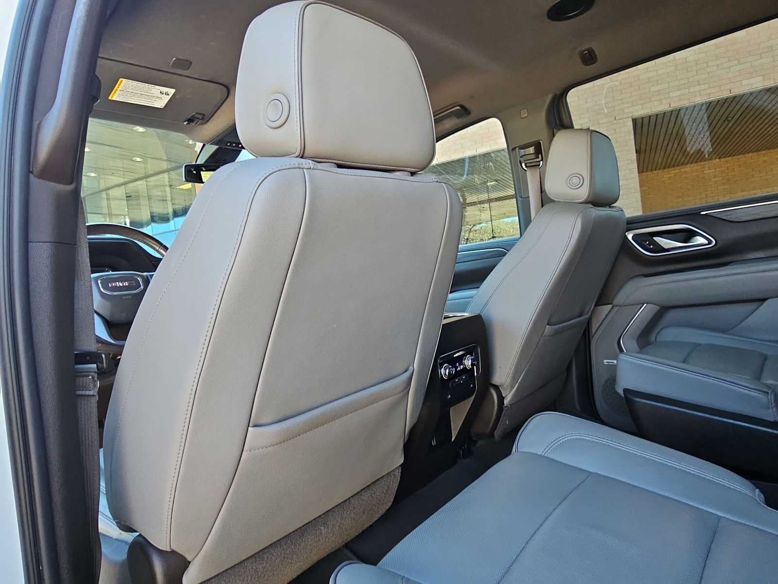 Thumbnail: 2021 GMC Yukon - 19