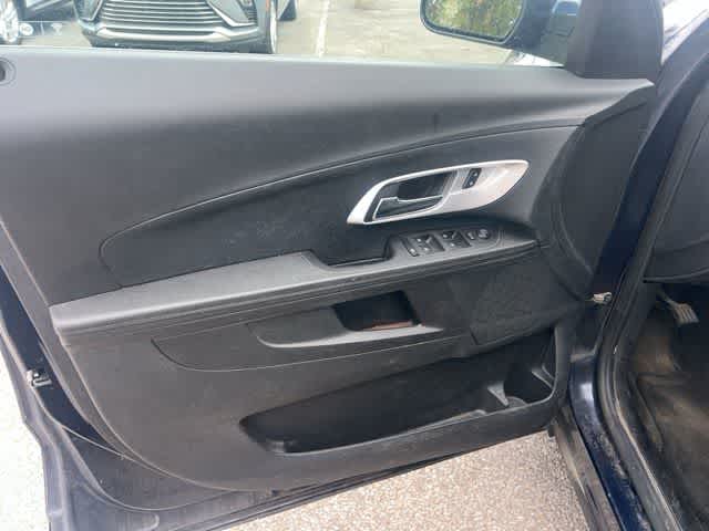 Thumbnail: 2017 Chevrolet Equinox - 4