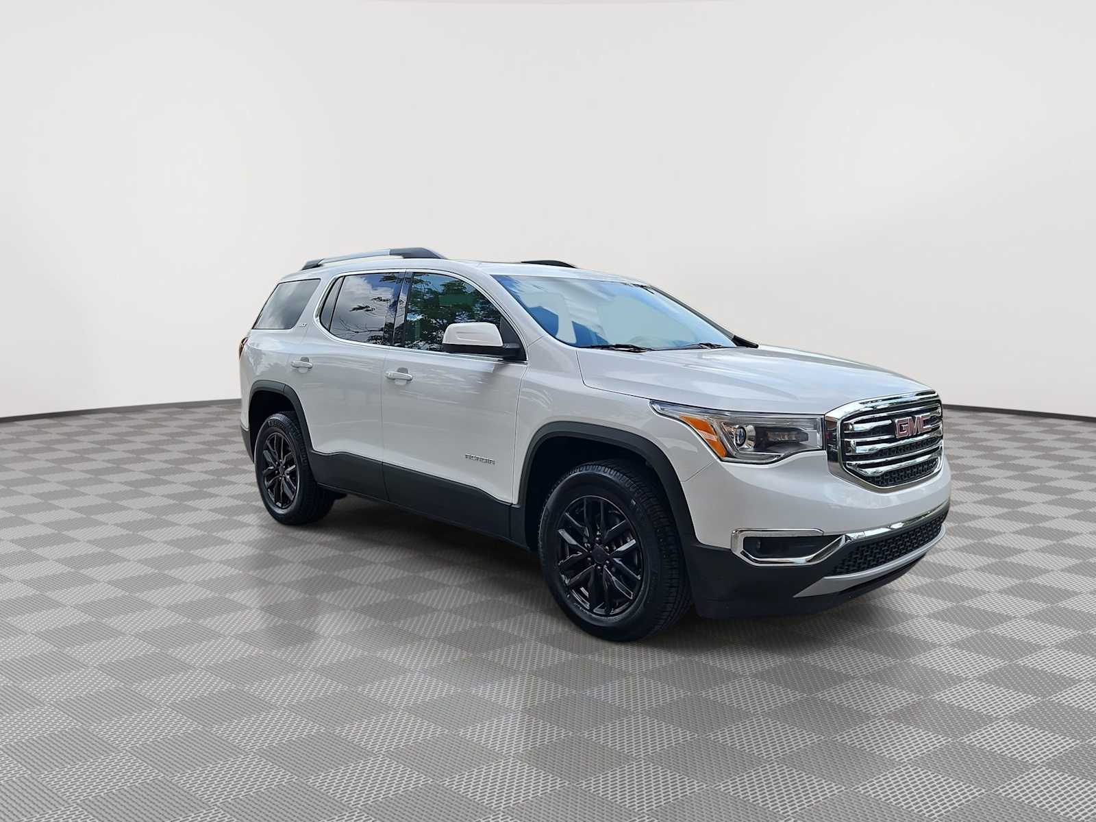 Thumbnail: 2019 GMC Acadia - 2
