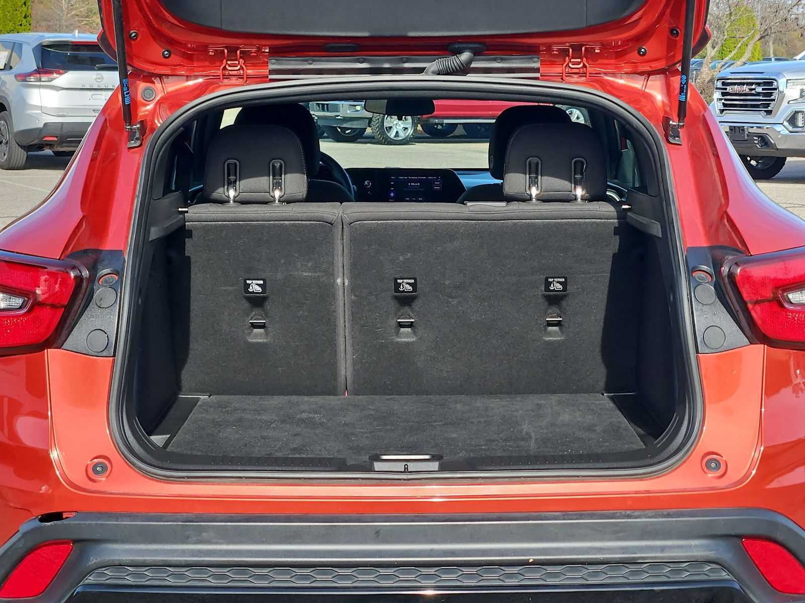 Thumbnail: 2024 Chevrolet Trax - 34