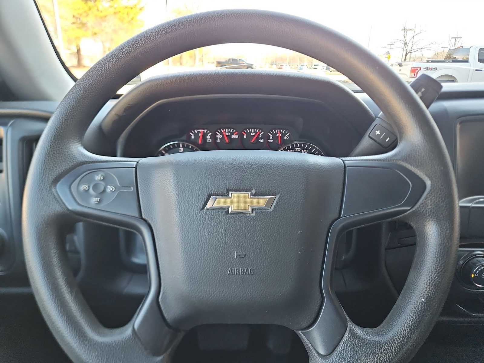 Thumbnail: 2017 Chevrolet Silverado 1500 - 23