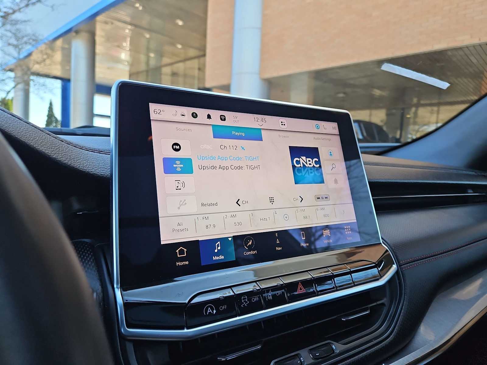 Thumbnail: 2023 Jeep Compass - 32