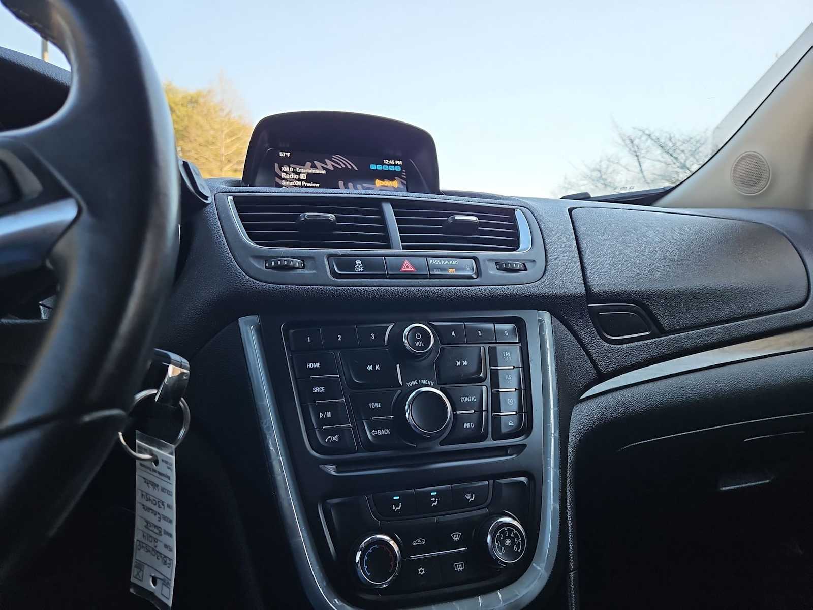 Thumbnail: 2014 Buick Encore - 27