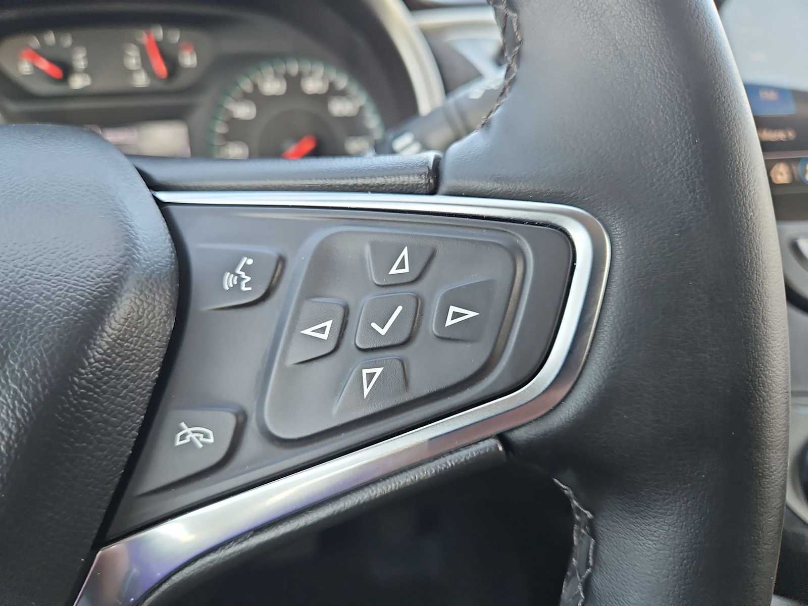 Thumbnail: 2024 Chevrolet Malibu - 25