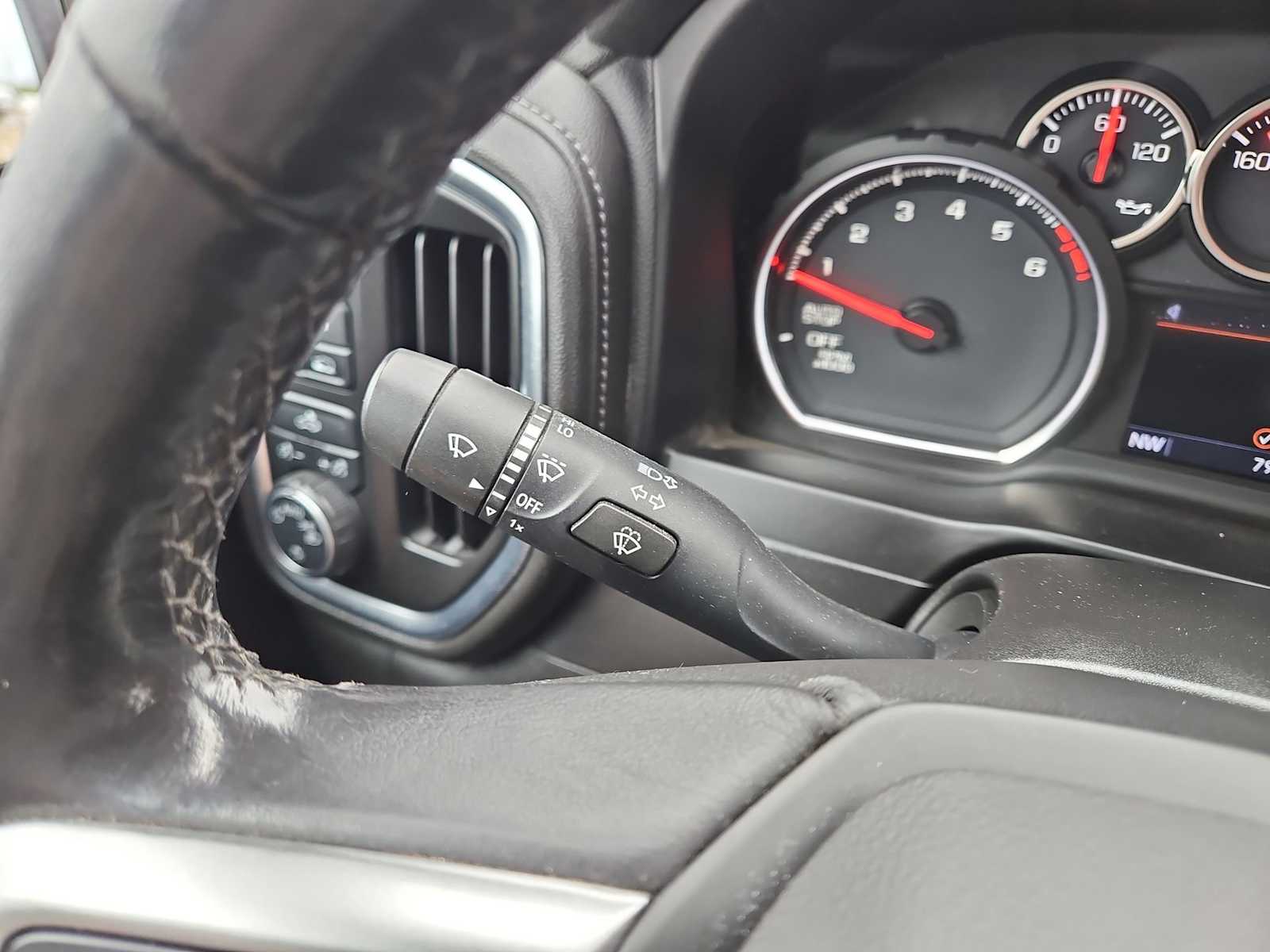 Thumbnail: 2020 Chevrolet Silverado 1500 - 26