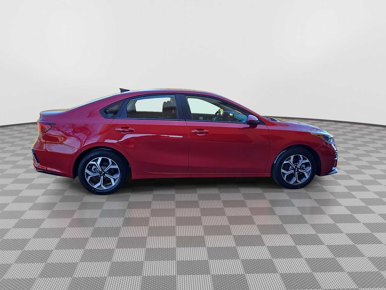 Thumbnail: 2021 Kia Forte - 9