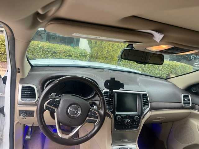 Thumbnail: 2015 Jeep Grand Cherokee - 6