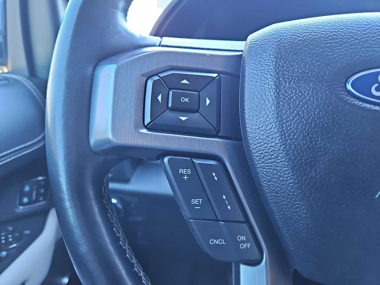 Thumbnail: 2020 Ford Expedition - 25