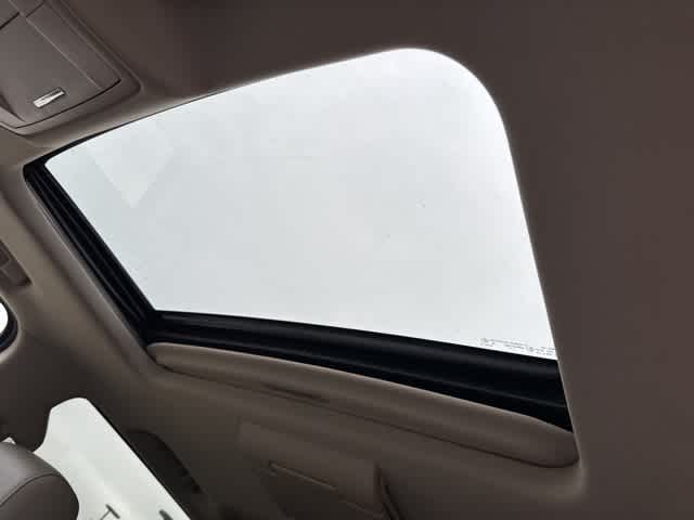 Thumbnail: 2017 Chevrolet Tahoe - 5