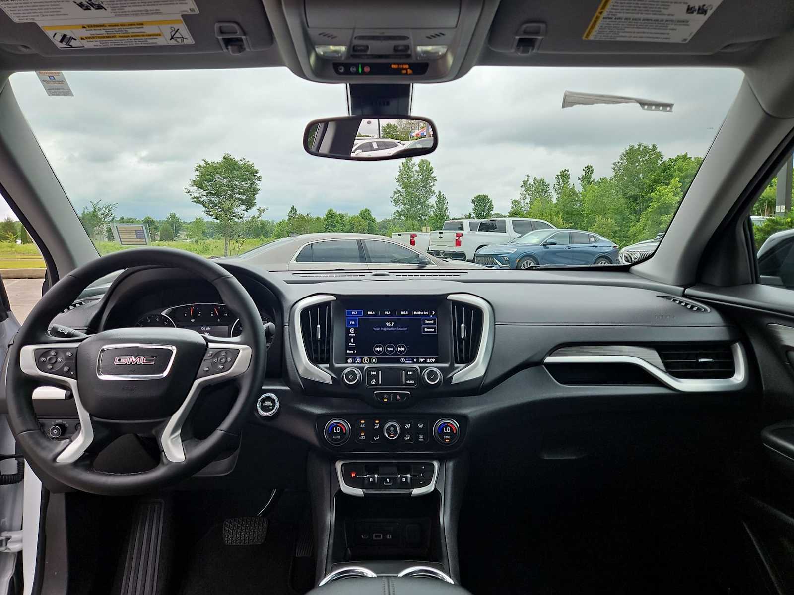 Thumbnail: 2023 GMC Terrain - 16