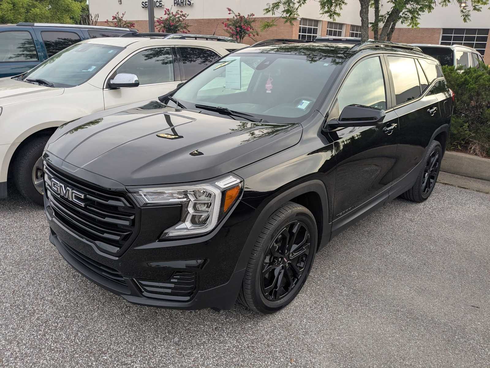 Thumbnail: 2022 GMC Terrain - 1