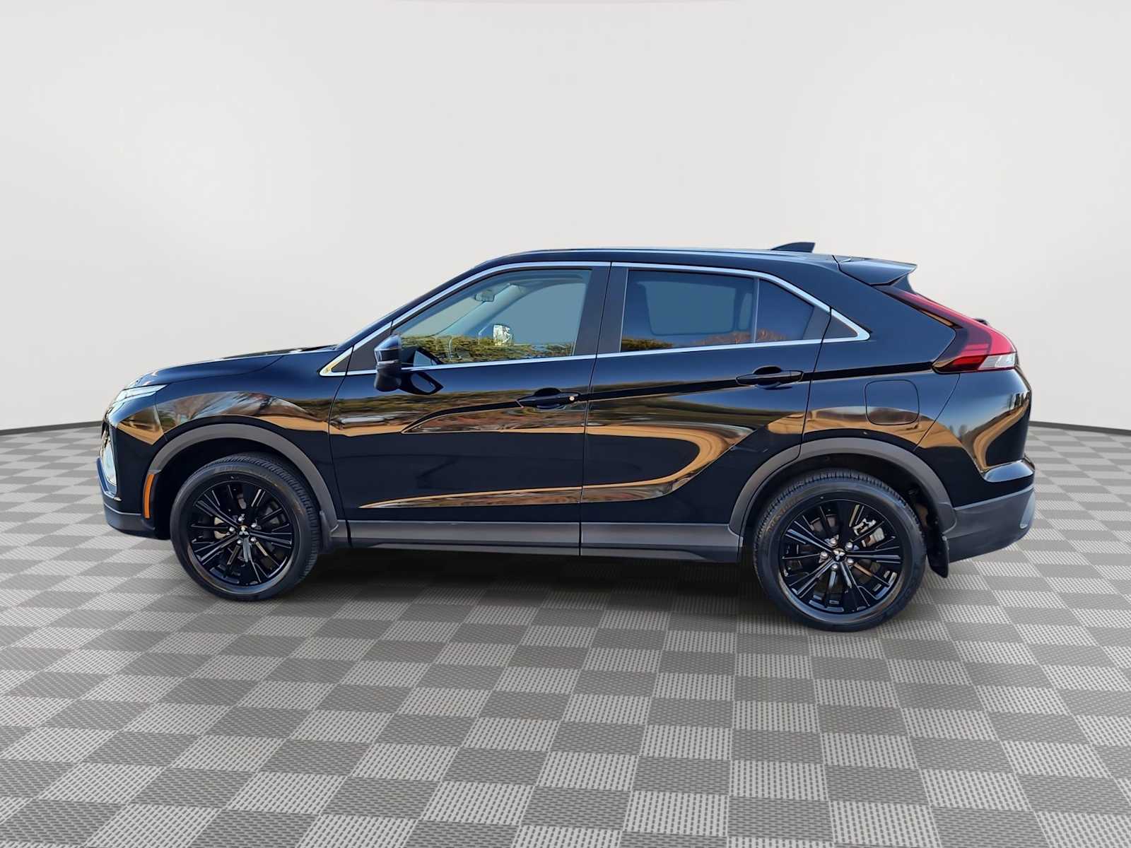 Thumbnail: 2022 Mitsubishi Eclipse Cross - 5