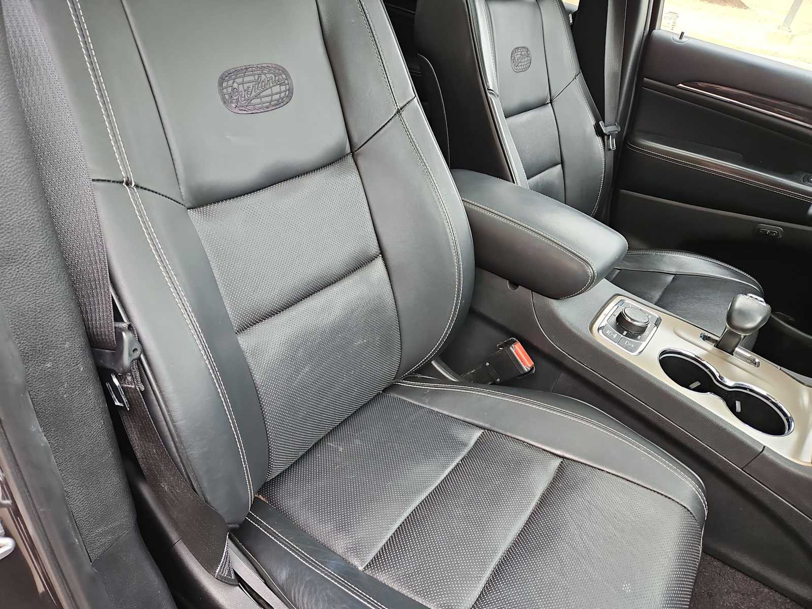 Thumbnail: 2015 Jeep Grand Cherokee - 23