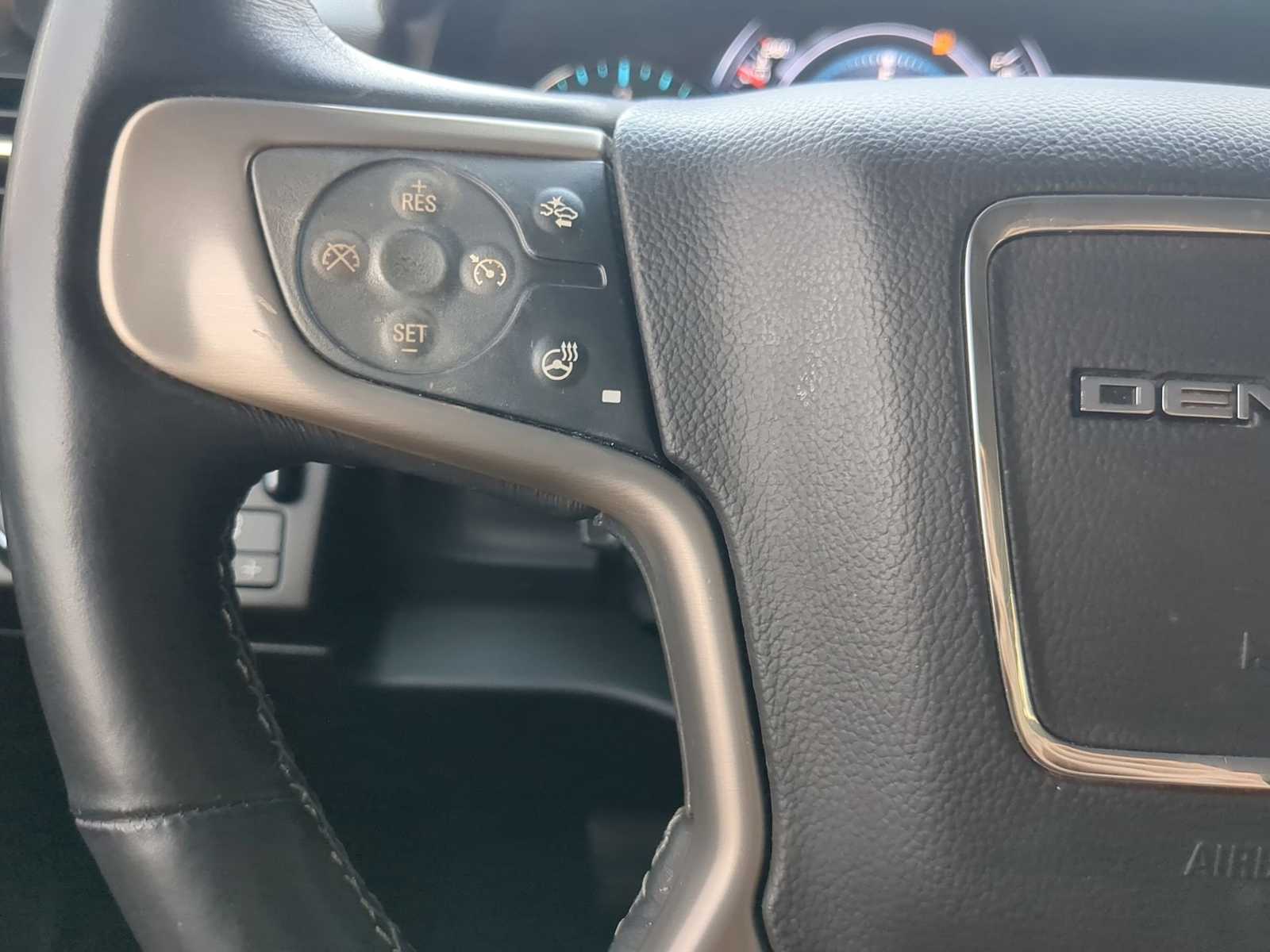2017 GMC Yukon XL Denali 24