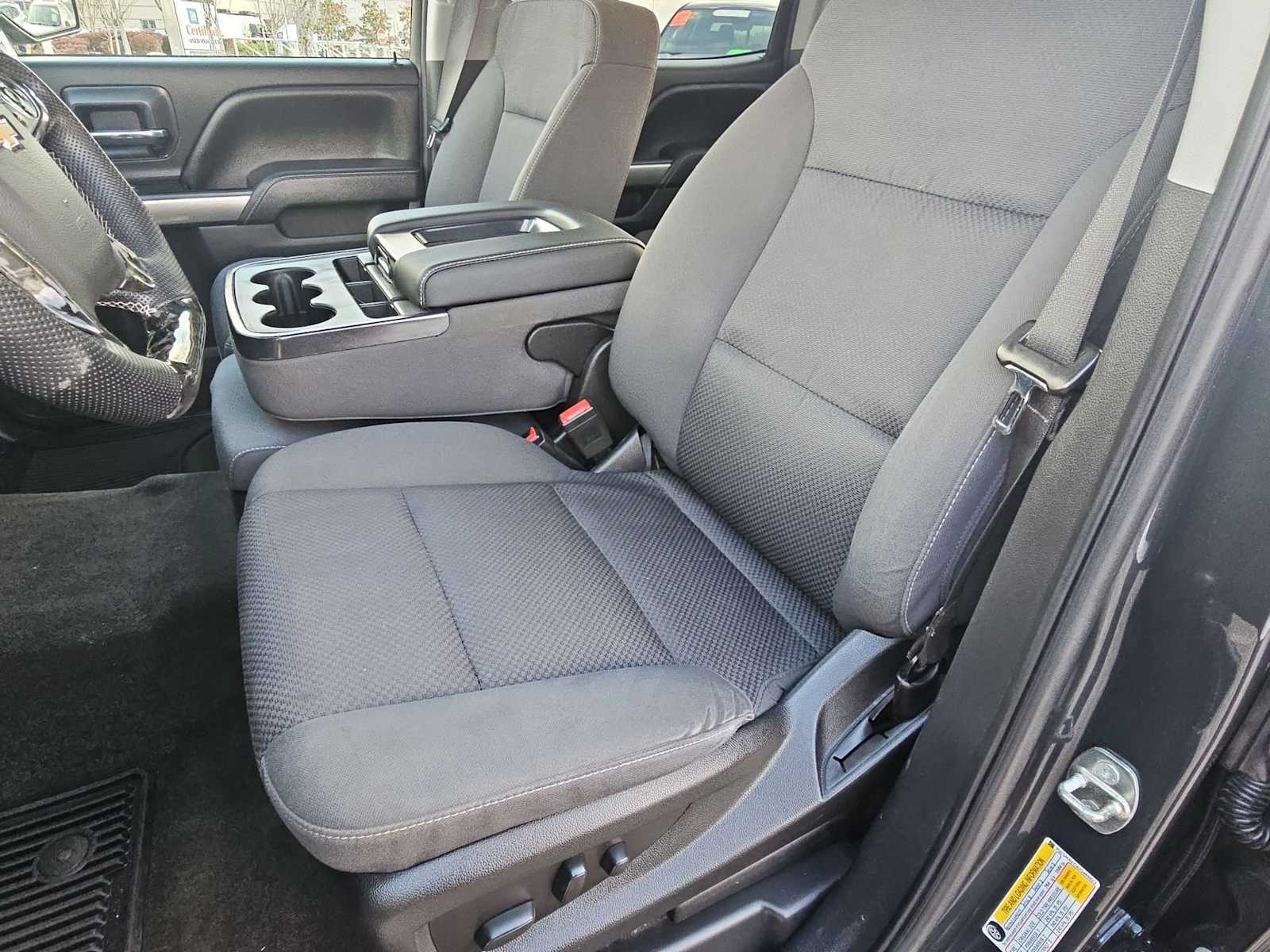 Thumbnail: 2018 Chevrolet Silverado 1500 - 16