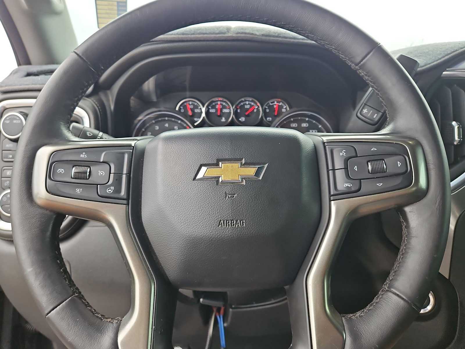 Thumbnail: 2020 Chevrolet Silverado 2500 - 24