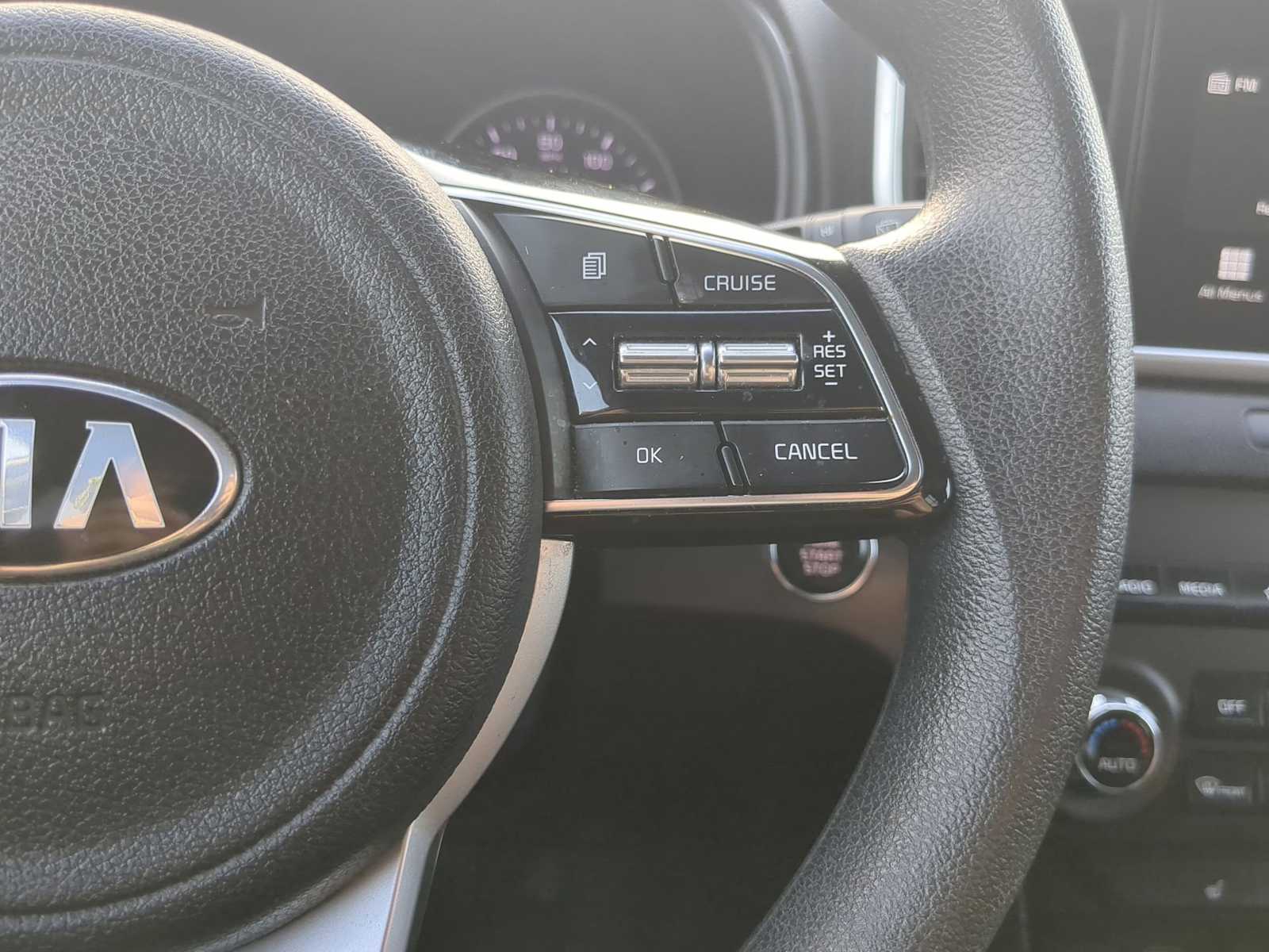 Thumbnail: 2022 Kia Sportage - 24