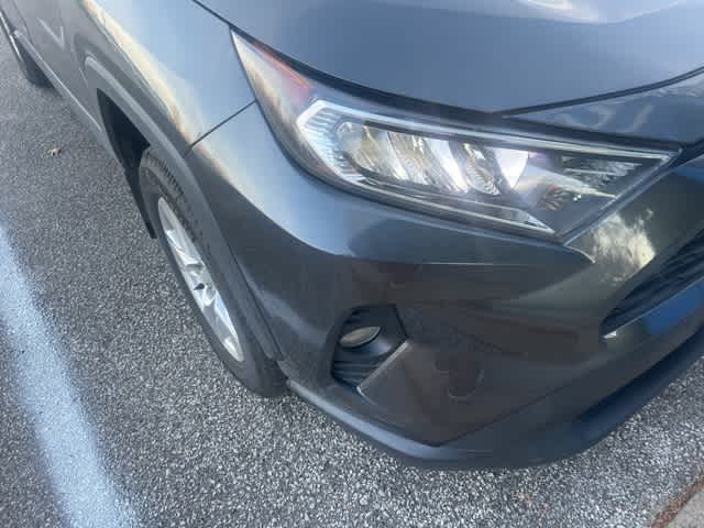 Thumbnail: 2020 Toyota RAV4 - 12