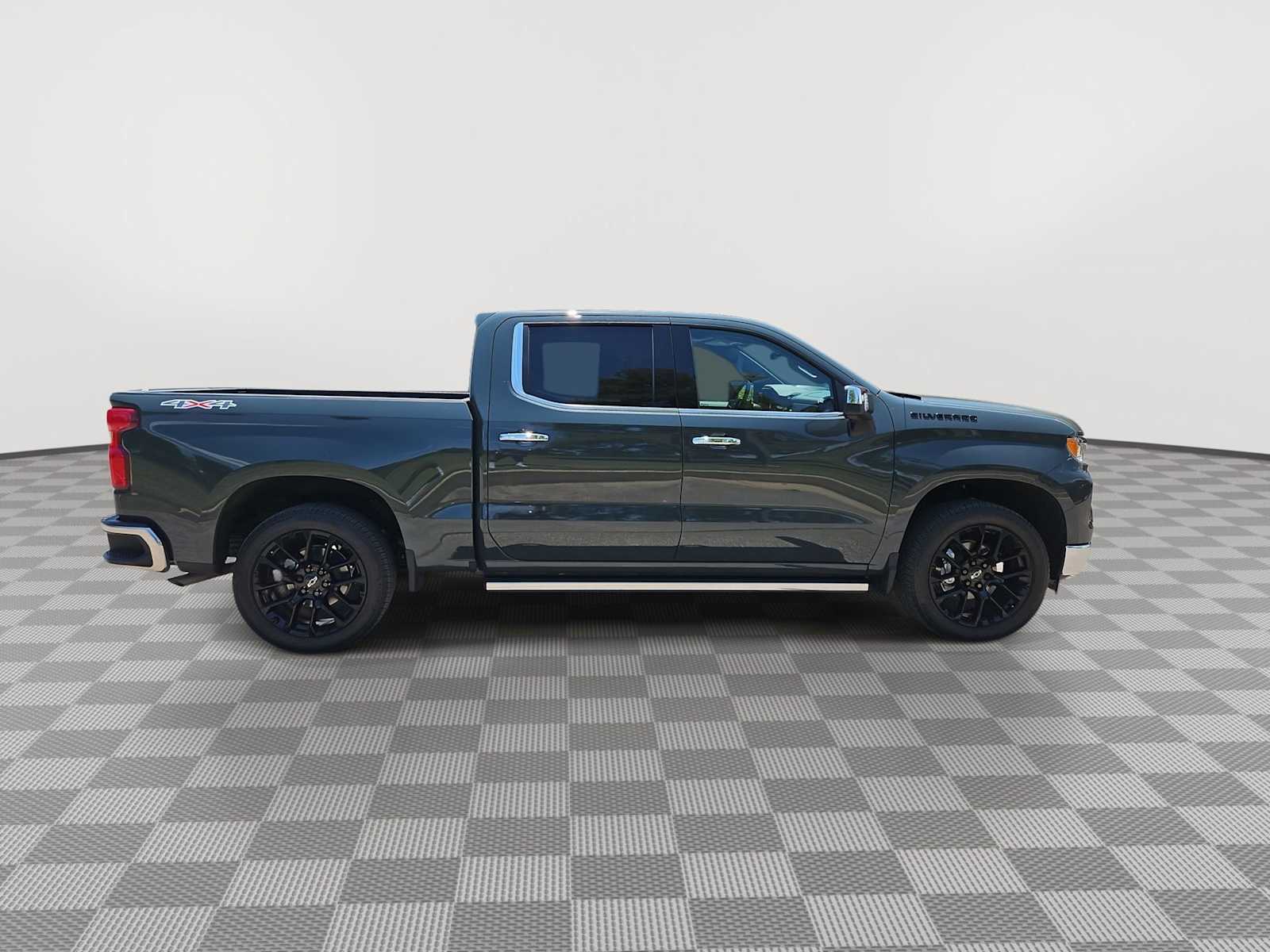 Thumbnail: 2026 Chevrolet Silverado 1500 - 9