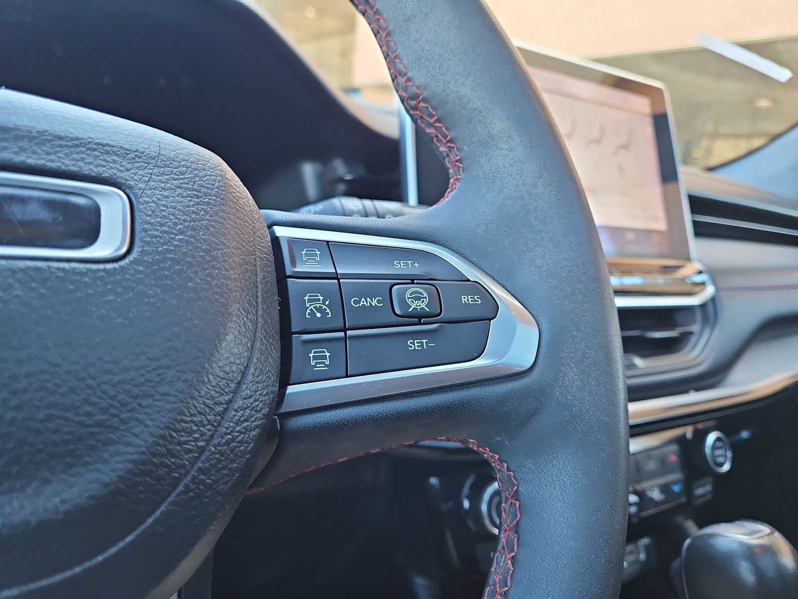 Thumbnail: 2023 Jeep Compass - 27