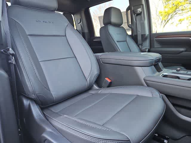 Thumbnail: 2026 GMC Sierra 2500 - 22