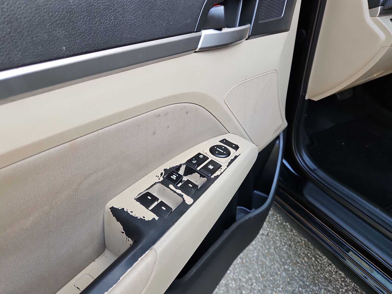 Thumbnail: 2019 Hyundai Elantra - 17