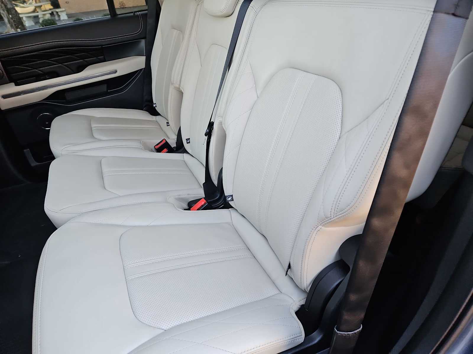 Thumbnail: 2020 Ford Expedition - 21