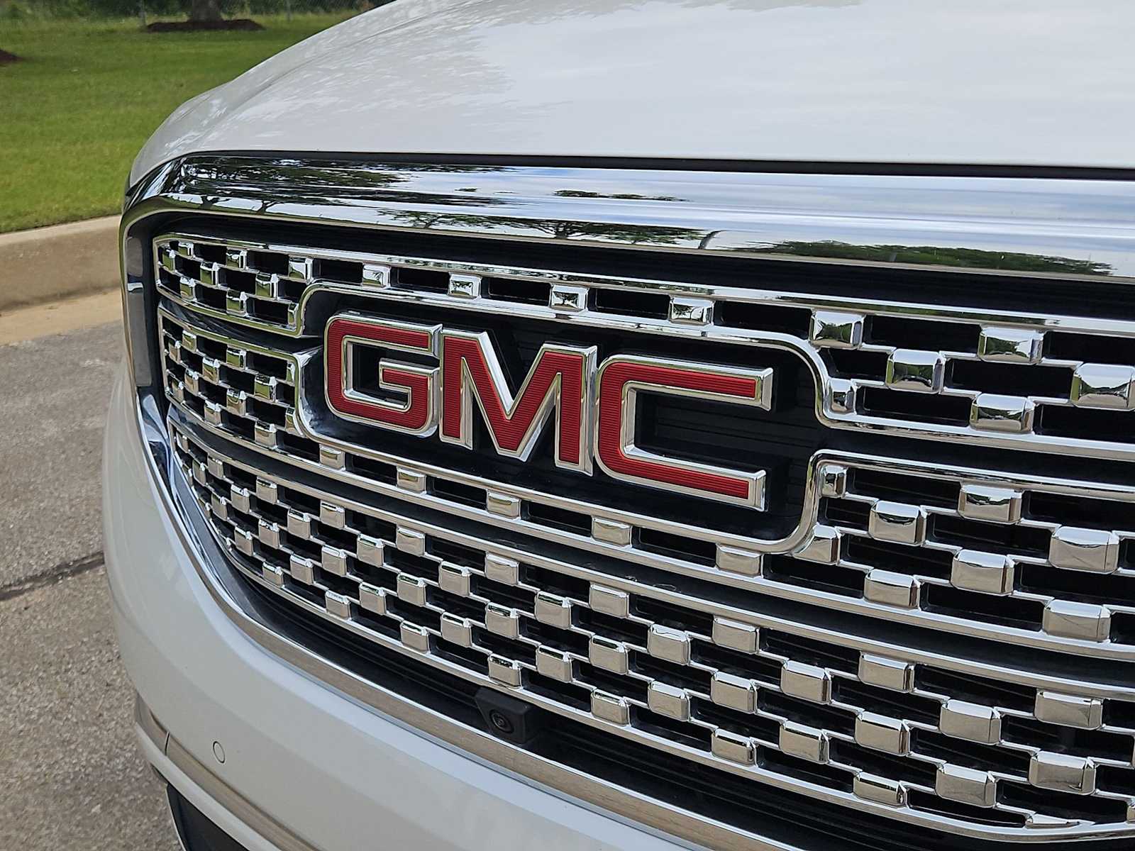 Thumbnail: 2017 GMC Acadia - 12