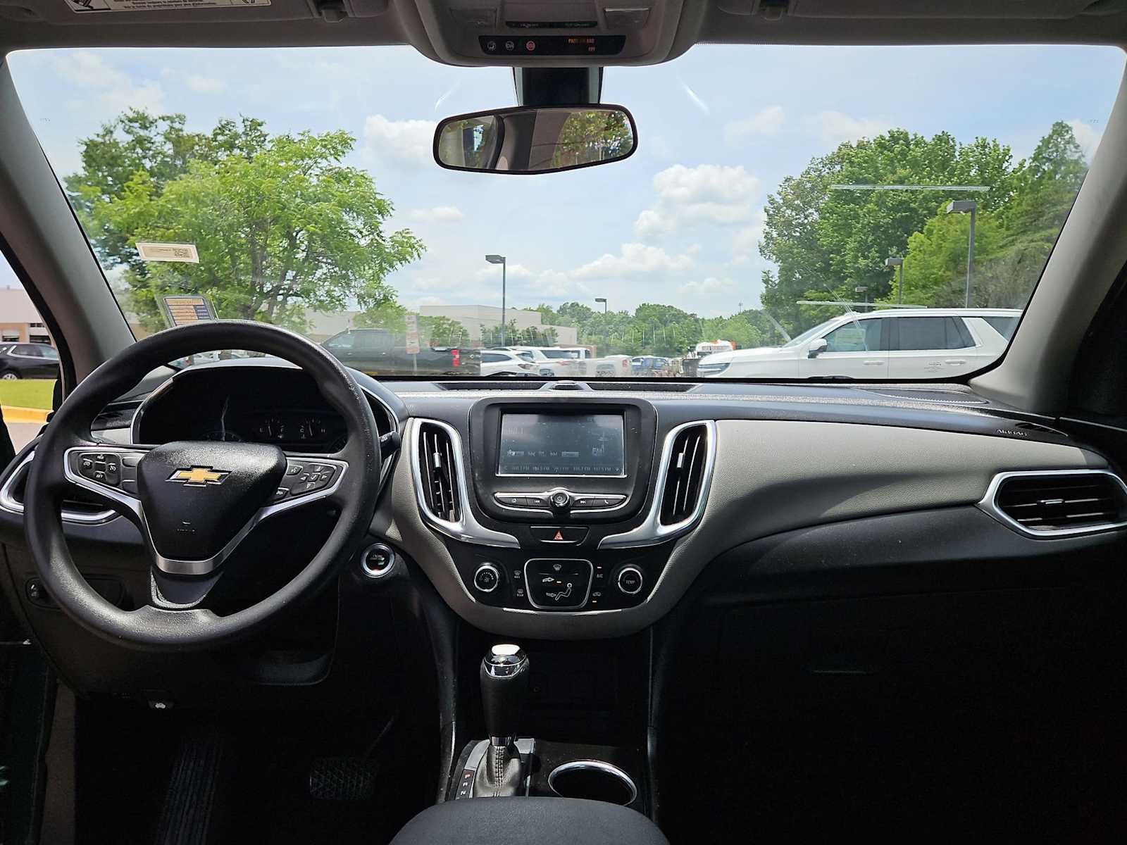Thumbnail: 2018 Chevrolet Equinox - 16