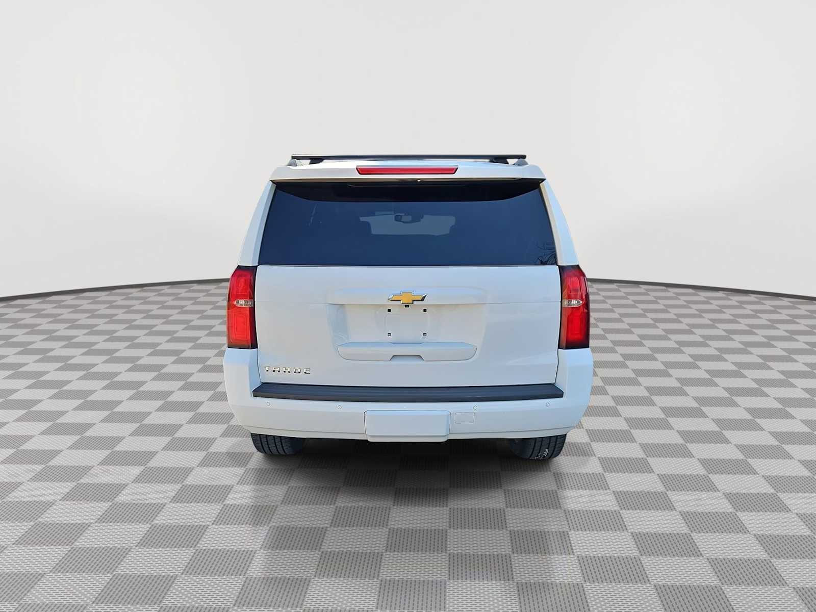 Thumbnail: 2018 Chevrolet Tahoe - 7