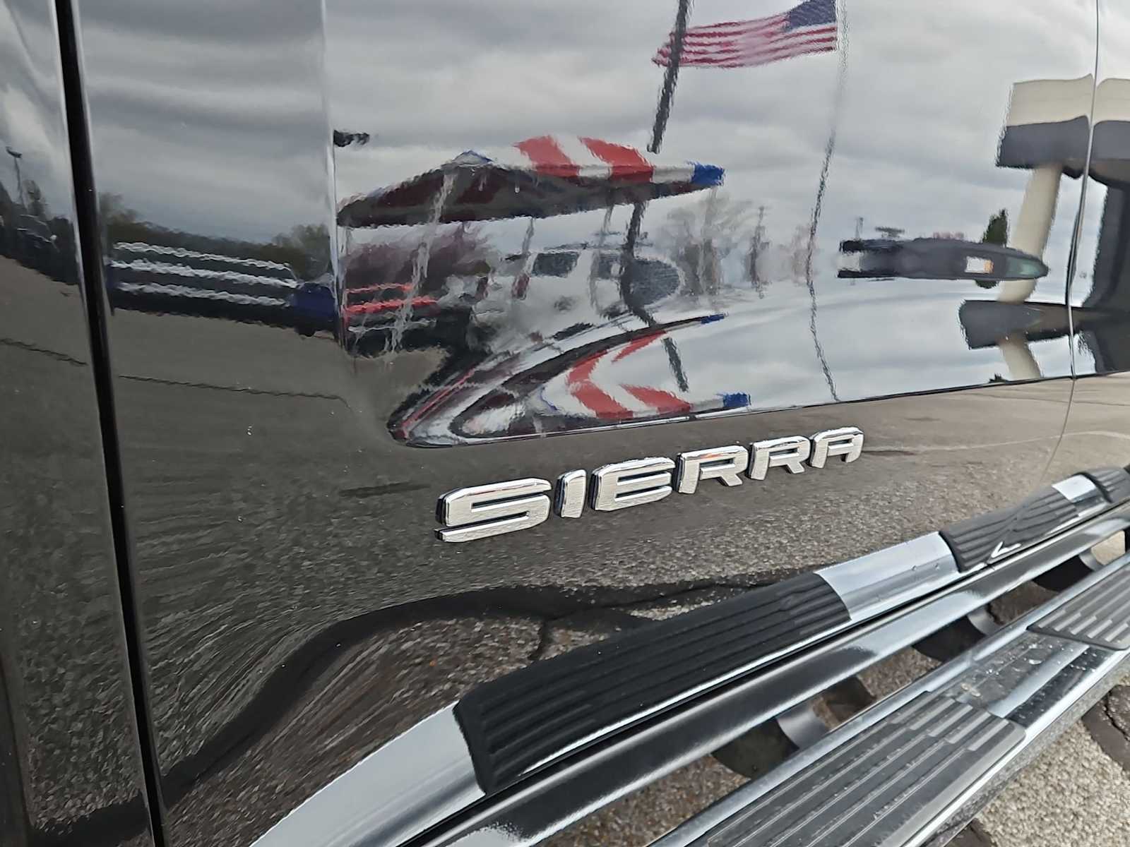 Thumbnail: 2023 GMC Sierra 1500 - 13